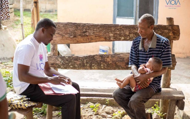 Viola Diabetes Foundation Volunteer Educating